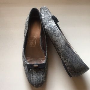 Ferragamo Lace Flats